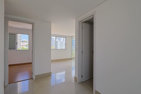 Apartamento à venda com 76m², 2 quartos e 2 vagasSala