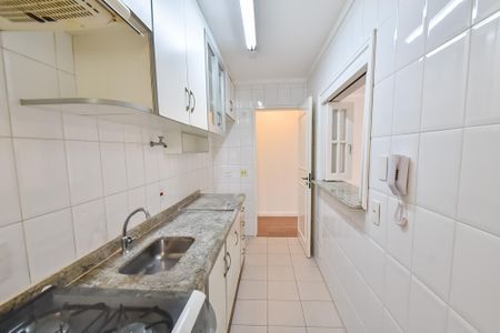 Apartamento para alugar com 78m², 2 quartos e 2 vagasCozinha