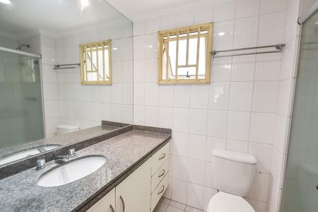 Apartamento para alugar com 78m², 2 quartos e 2 vagasBanheiro da suíte
