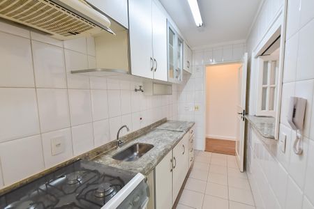 Apartamento para alugar com 78m², 2 quartos e 2 vagasCozinha