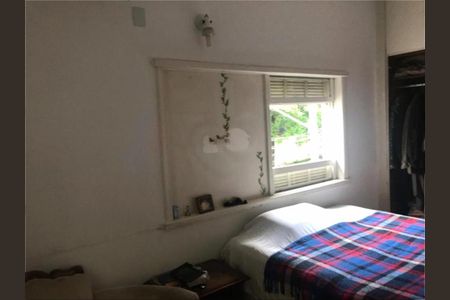 Casa à venda com 440m², 4 quartos e 4 vagas