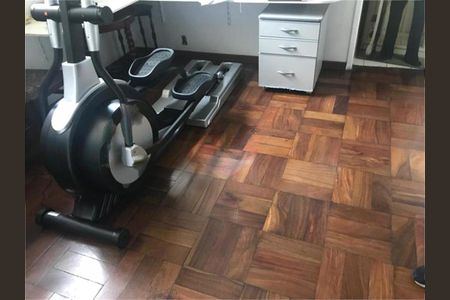 Casa à venda com 440m², 4 quartos e 4 vagas