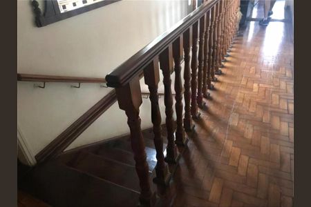 Casa à venda com 440m², 4 quartos e 4 vagas