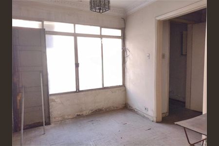 Casa à venda com 186m², 5 quartos e 2 vagas
