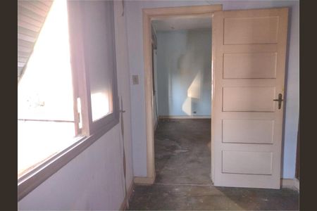 Casa à venda com 186m², 5 quartos e 2 vagas