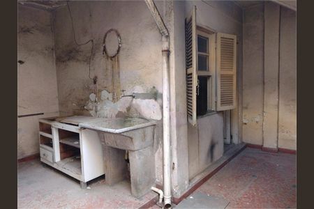 Casa à venda com 186m², 5 quartos e 2 vagas