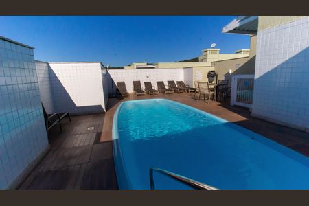 Apartamento para alugar com 70m², 2 quartos e 1 vaga Apartamento para alugar com 70m², 2 quartos e 1 vagaÁrea comum - Piscina