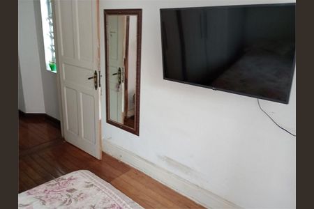 Casa à venda com 236m², 3 quartos e sem vaga