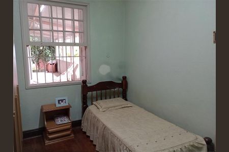 Casa à venda com 236m², 3 quartos e sem vaga