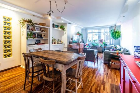 Apartamento à venda com 102m², 2 quartos e 1 vaga