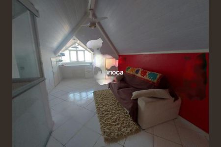 Casa à venda com 162m², 4 quartos e 4 vagas