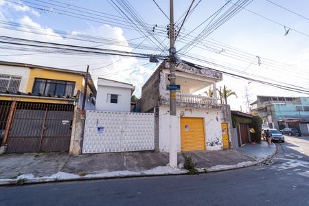 Casa para alugar com 463m², 3 quartos e 2 vagas Casa para alugar com 463m², 3 quartos e 2 vagasFachada