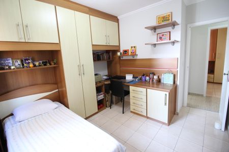 Apartamento à venda com 84m², 3 quartos e 1 vagaQuarto 2