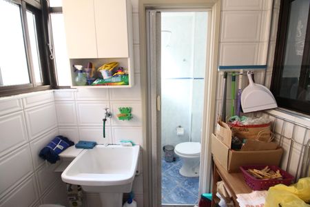 Apartamento à venda com 84m², 3 quartos e 1 vagaÁrea de Serviço