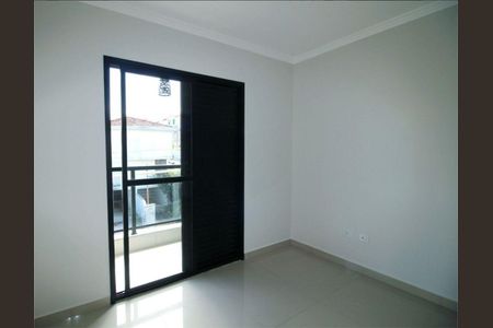 Casa à venda com 200m², 3 quartos e 2 vagas Casa à venda com 200m², 3 quartos e 2 vagasQuartoQuarto