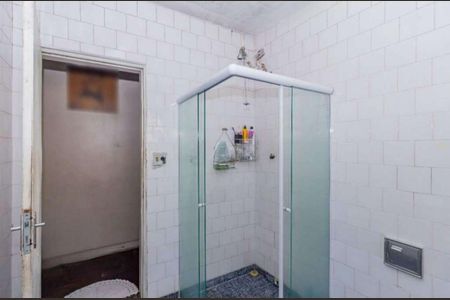 Banheiro de casa à venda com 2 quartos, 140m² em Vila Nivi, São Paulo