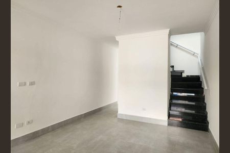 Casa à venda com 220m², 2 quartos e 2 vagasSala