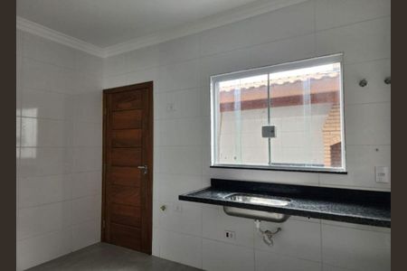 Casa à venda com 220m², 2 quartos e 2 vagasCozinha
