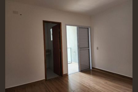 Casa à venda com 220m², 2 quartos e 2 vagasQuarto