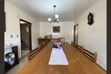 Sala de Jantar de casa à venda com 3 quartos, 300m² em Vila Nivi, São Paulo