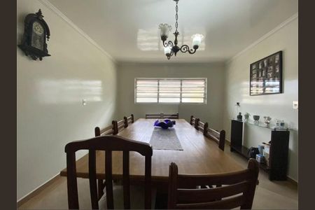 Sala de Jantar de casa à venda com 3 quartos, 300m² em Vila Nivi, São Paulo