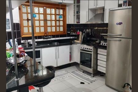 Casa à venda com 270m², 3 quartos e 3 vagasCozinha