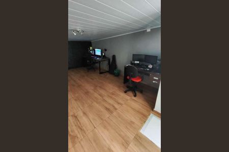 Casa à venda com 250m², 2 quartos e 2 vagasQuarto