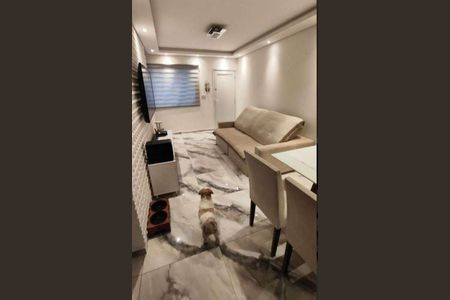 Casa à venda com 250m², 2 quartos e 2 vagasSala