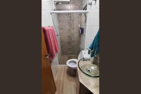 Casa à venda com 250m², 2 quartos e 2 vagasBanheiro