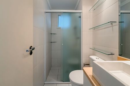 Apartamento à venda com 68m², 2 quartos e 2 vagasBanheiro Social