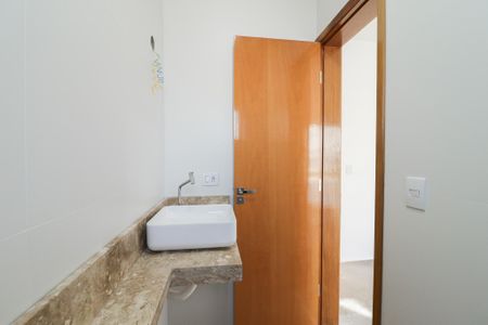 Casa à venda com 118m², 3 quartos e 2 vagasBanheiro da Suíte 1