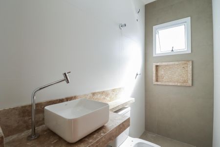 Casa à venda com 118m², 3 quartos e 2 vagasBanheiro da Suíte 3