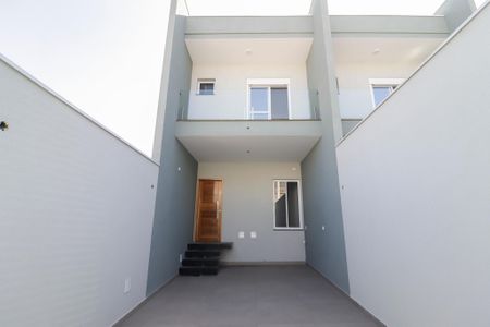 Casa à venda com 118m², 3 quartos e 2 vagas Casa à venda com 118m², 3 quartos e 2 vagasGaragem
