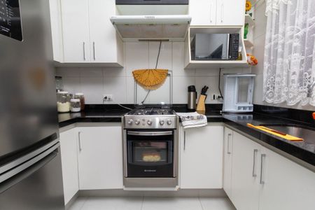 Casa de condomínio à venda com 64m², 2 quartos e 1 vaga Casa de condomínio à venda com 64m², 2 quartos e 1 vagaCozinha