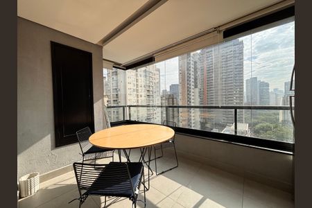 Apartamento à venda com 42m², 1 quarto e 1 vaga Apartamento à venda com 42m², 1 quarto e 1 vagaVaranda 2