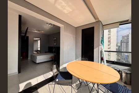 Apartamento à venda com 42m², 1 quarto e 1 vaga Apartamento à venda com 42m², 1 quarto e 1 vagaVaranda 2