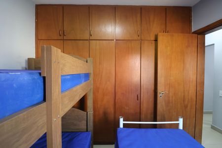 Apartamento para alugar com 188m², 2 quartos e 1 vagaQuarto