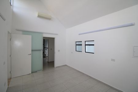 Casa à venda com 250m², 3 quartos e 4 vagasSala 3