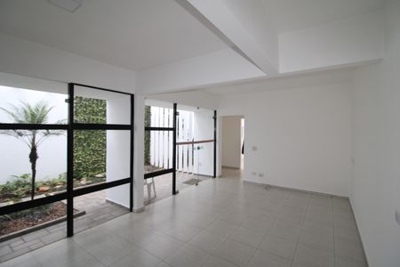 Casa à venda com 250m², 3 quartos e 4 vagasSala