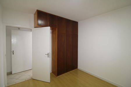 Casa à venda com 250m², 3 quartos e 4 vagasQuarto 2