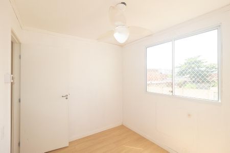 Quarto 1 de apartamento para alugar com 2 quartos, 40m² em Guaratiba, Rio de Janeiro