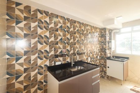 Apartamento para alugar com 40m², 2 quartos e 1 vaga Apartamento para alugar com 40m², 2 quartos e 1 vagaCozinha e Área de Serviço