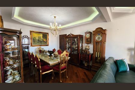 Apartamento à venda com 93m², 3 quartos e 1 vaga Apartamento à venda com 93m², 3 quartos e 1 vagaSala