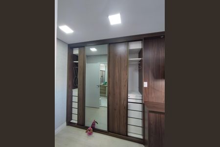 Apartamento à venda com 95m², 2 quartos e 2 vagas Apartamento à venda com 95m², 2 quartos e 2 vagasSuíte