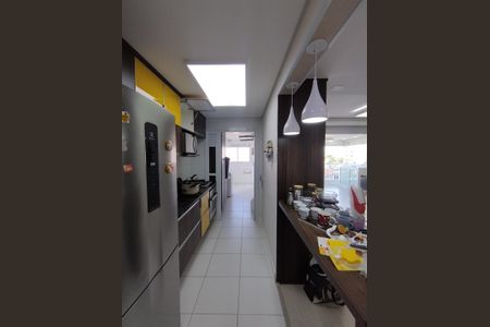 Apartamento à venda com 95m², 2 quartos e 2 vagas Apartamento à venda com 95m², 2 quartos e 2 vagasCozinha - Armários