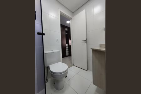 Apartamento à venda com 95m², 2 quartos e 2 vagas Apartamento à venda com 95m², 2 quartos e 2 vagasBanheiro da Suíte