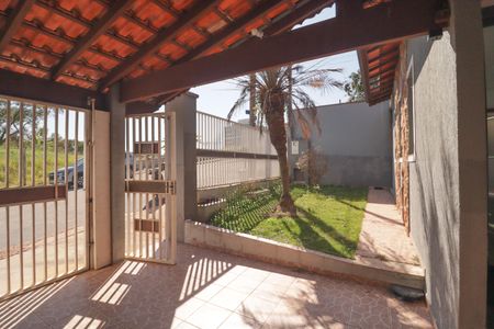 Casa para alugar com 220m², 2 quartos e 5 vagas Casa para alugar com 220m², 2 quartos e 5 vagasQuintal