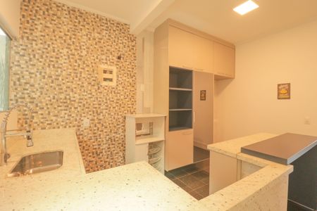 Casa para alugar com 220m², 2 quartos e 5 vagas Casa para alugar com 220m², 2 quartos e 5 vagasCozinha