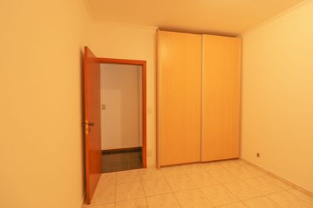 Casa para alugar com 220m², 2 quartos e 5 vagas Casa para alugar com 220m², 2 quartos e 5 vagasQuarto 2