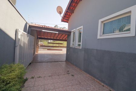 Casa para alugar com 220m², 2 quartos e 5 vagas Casa para alugar com 220m², 2 quartos e 5 vagasQuintal